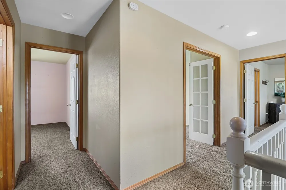 5621 Road J.4 NE Moses Lake, WA 98837