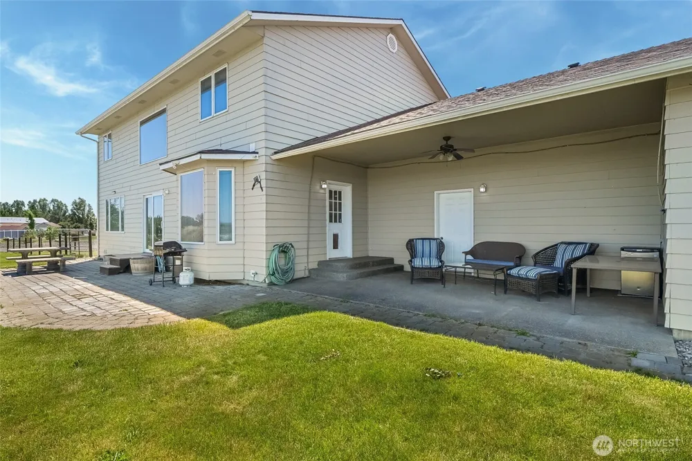 5621 Road J.4 NE Moses Lake, WA 98837