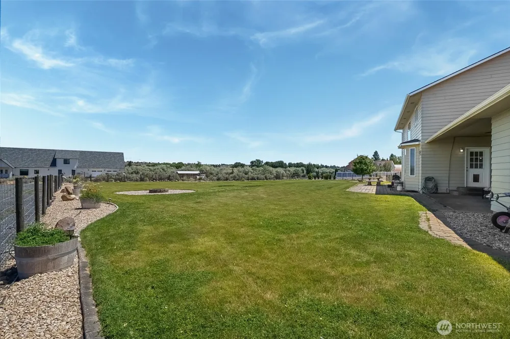 5621 Road J.4 NE Moses Lake, WA 98837