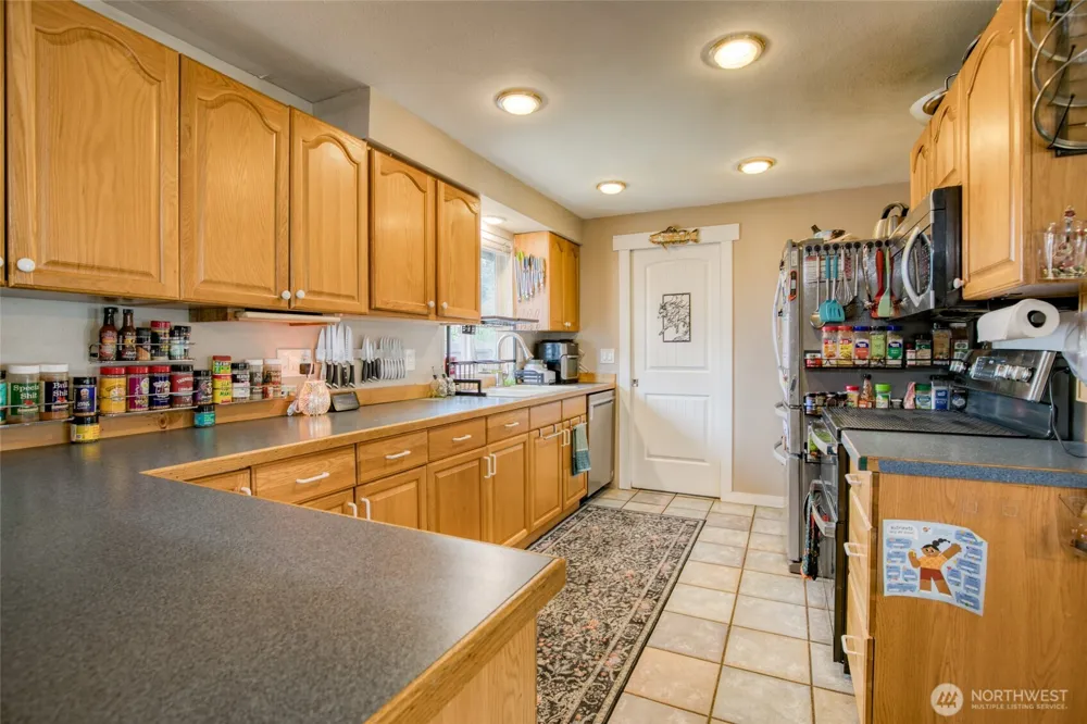 815 E Simpson Avenue Montesano, WA 98563
