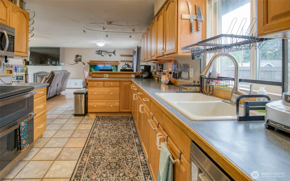 815 E Simpson Avenue Montesano, WA 98563