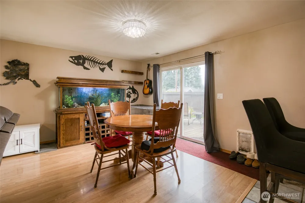 815 E Simpson Avenue Montesano, WA 98563