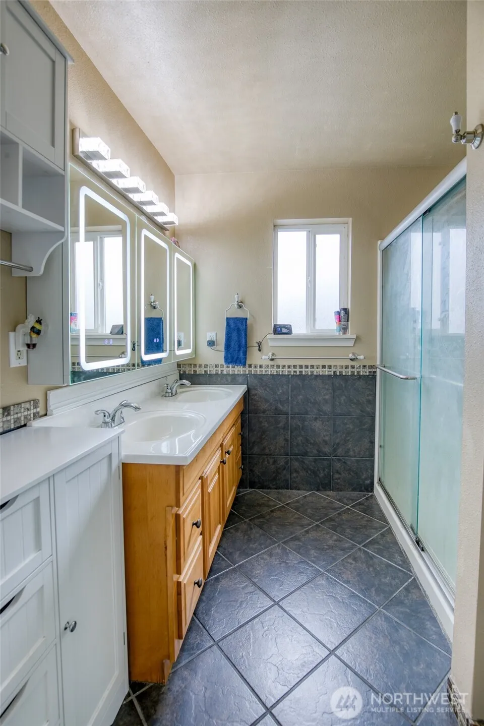 815 E Simpson Avenue Montesano, WA 98563