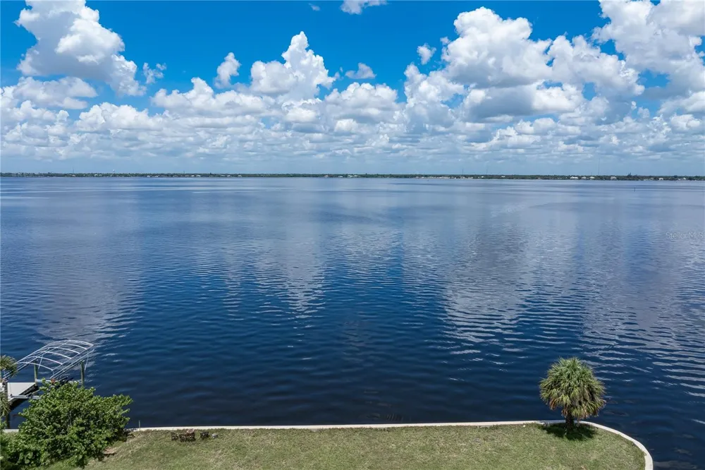 302 KLISPIE DRIVE Punta Gorda, FL 33950