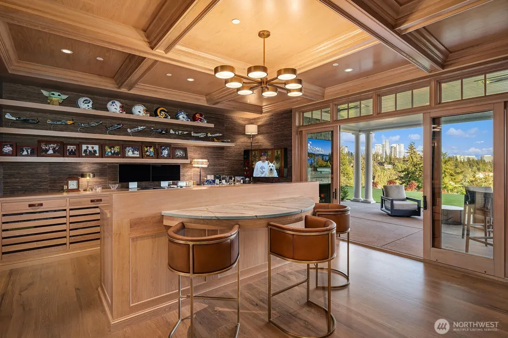 428 Upland Road Medina, WA 98039