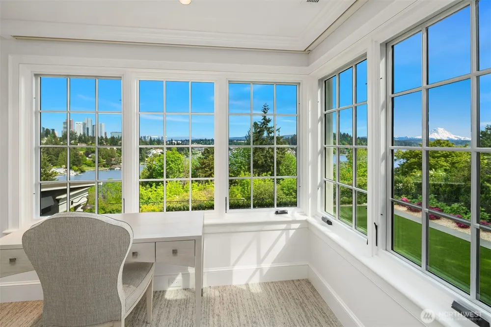 428 Upland Road Medina, WA 98039