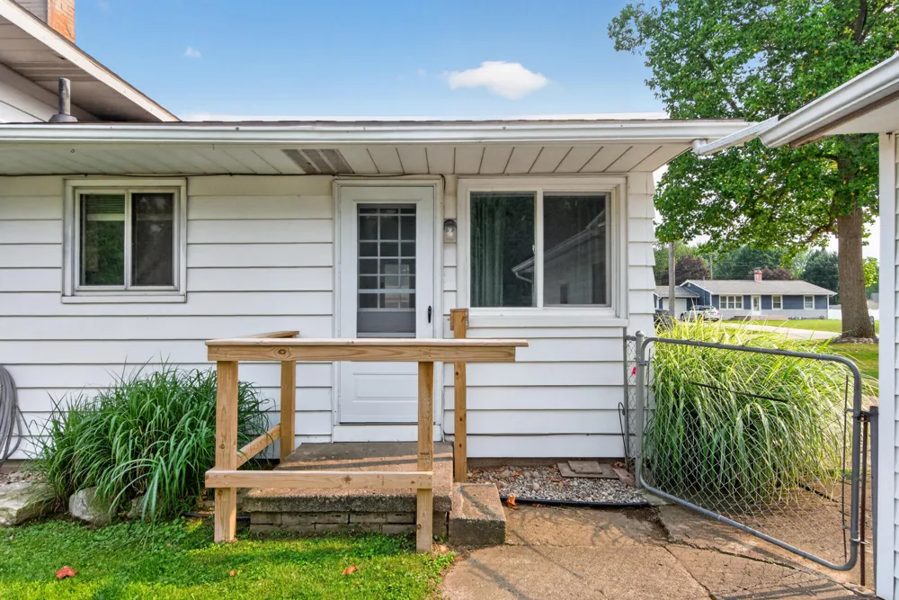 1286 W Southfield Drive Summit Township, MI 49203