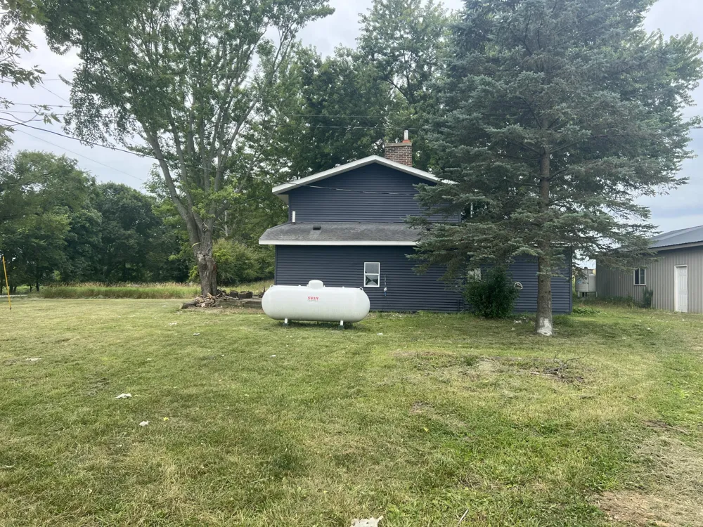 21011 23 Mile Road Lee Township, MI 49076