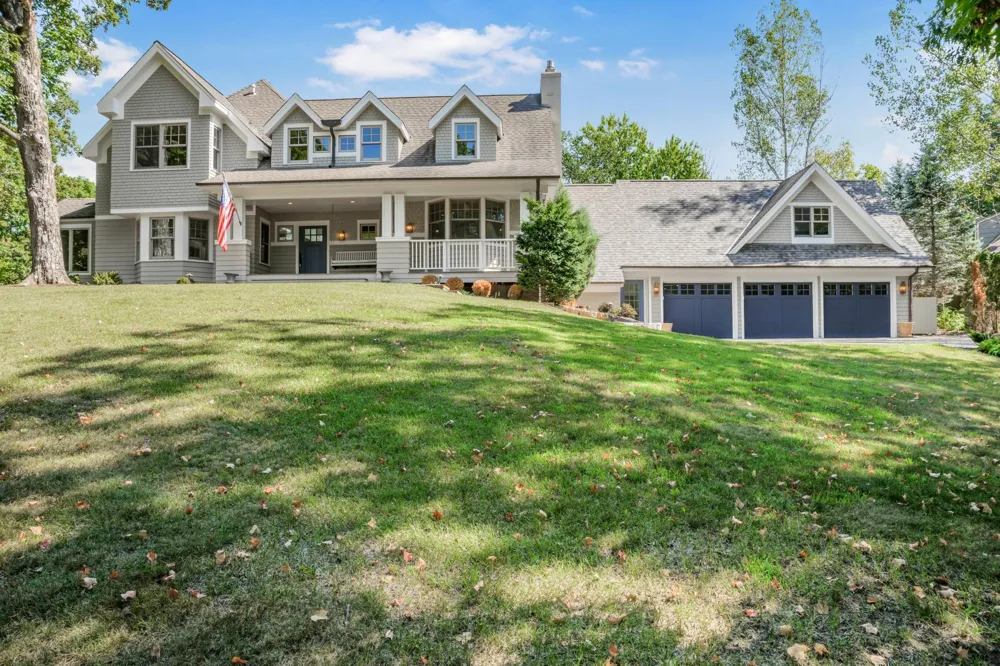 20590 Linden Road Deephaven, MN 55331