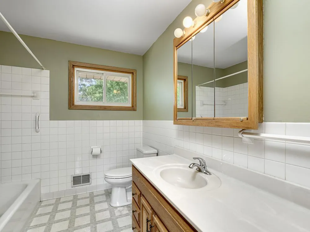 6371 Madison Street NE Fridley, MN 55432