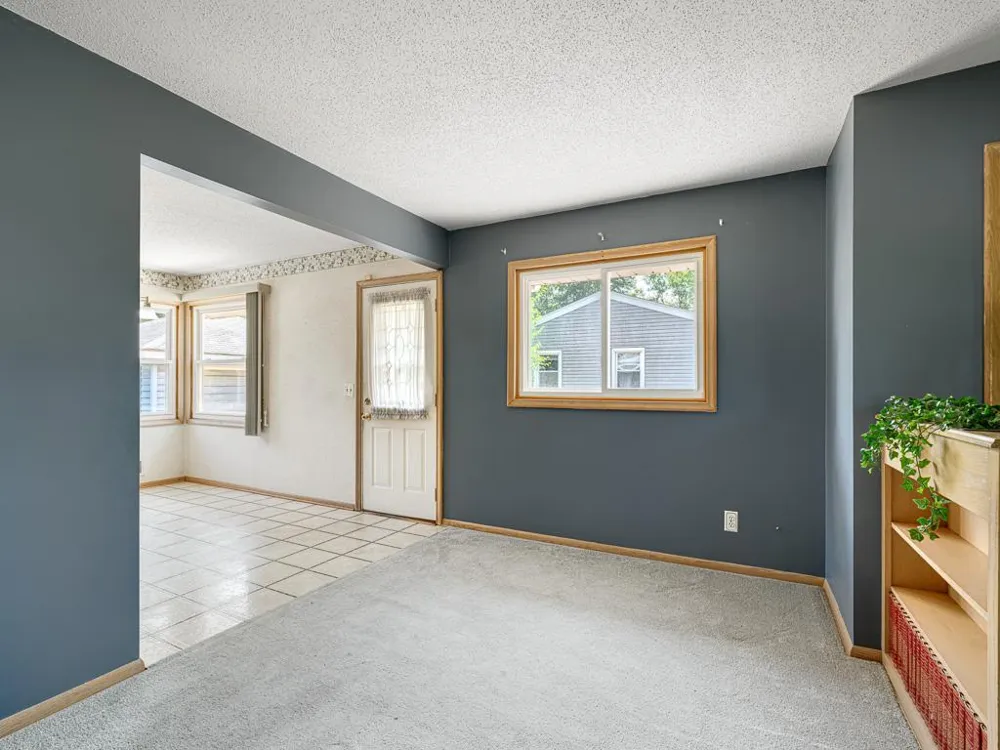 6371 Madison Street NE Fridley, MN 55432