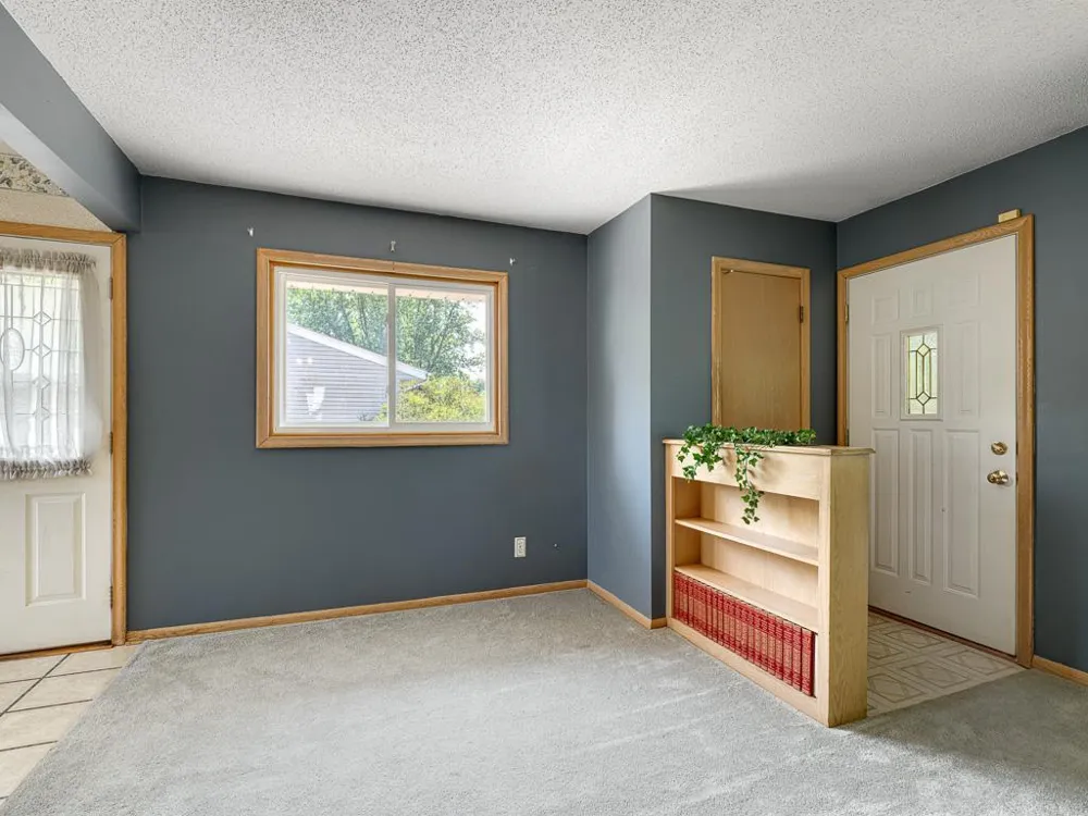 6371 Madison Street NE Fridley, MN 55432
