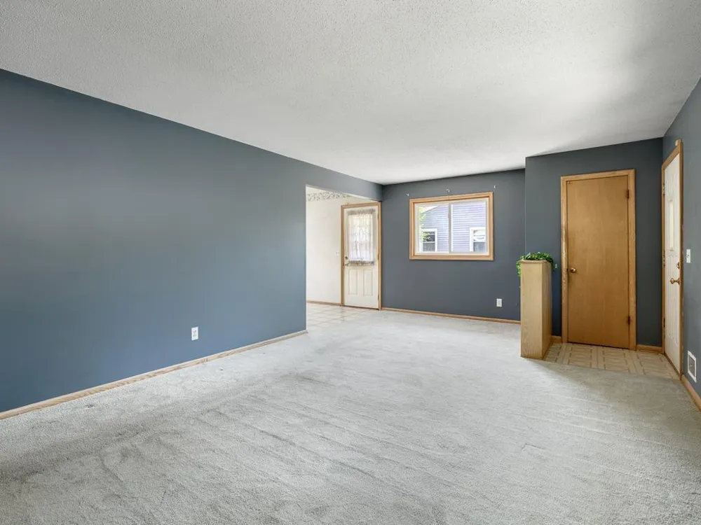 6371 Madison Street NE Fridley, MN 55432