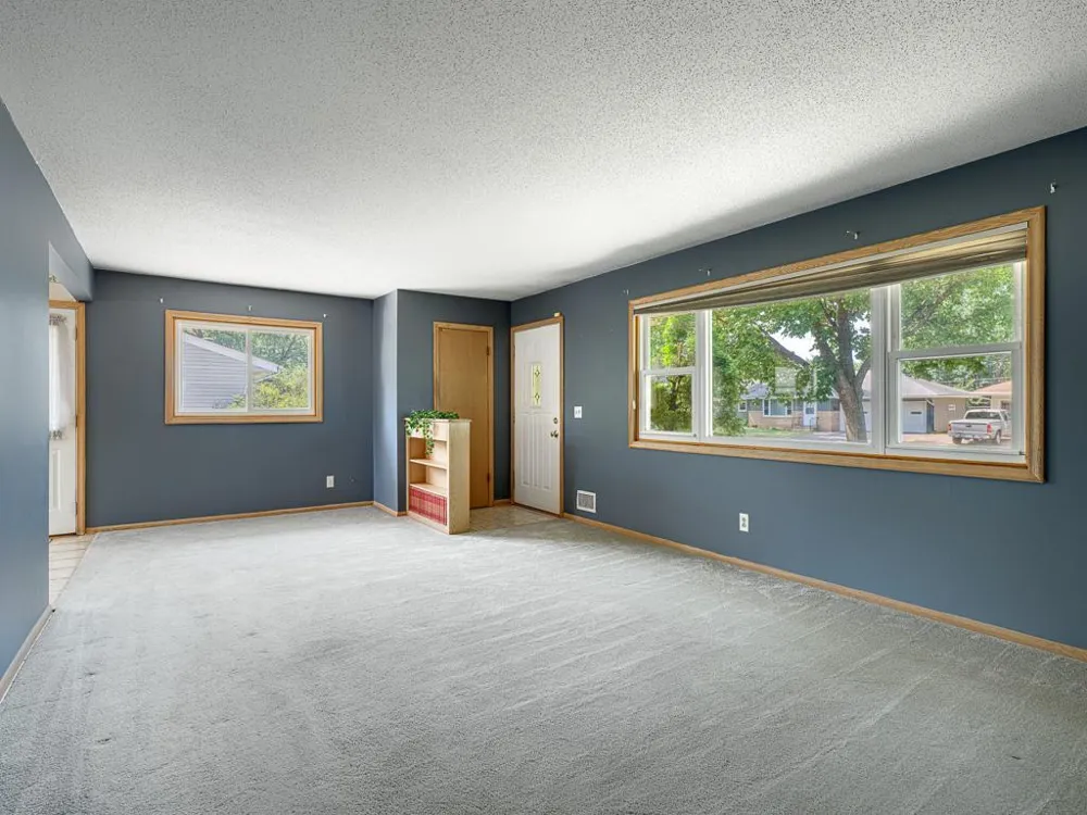 6371 Madison Street NE Fridley, MN 55432