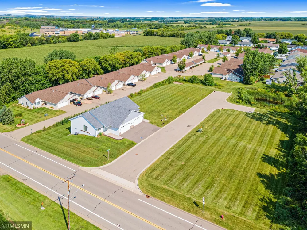 680 Heritage Lane Hammond, WI 54015