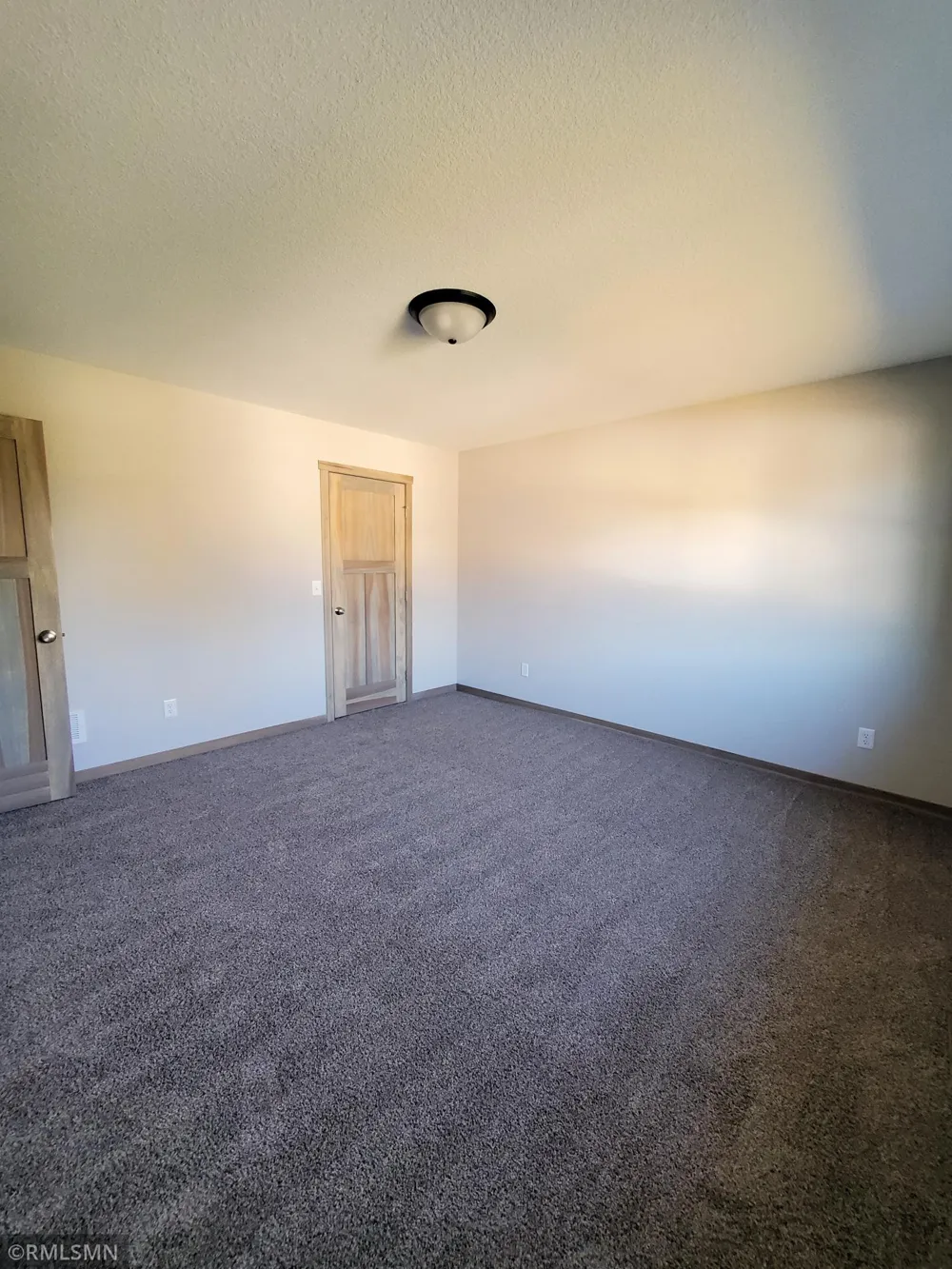680 Heritage Lane Hammond, WI 54015
