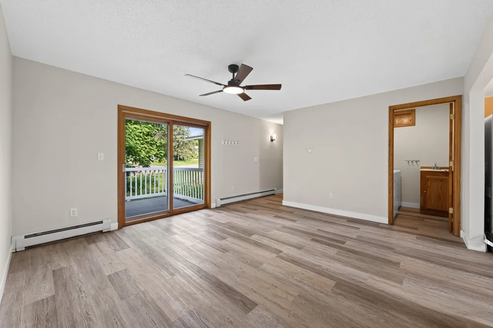 6262 7th Street Oakdale, MN 55128