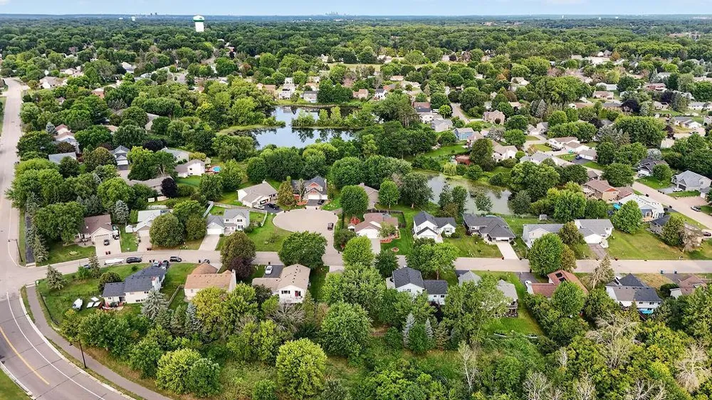 2635 Hydram Avenue Oakdale, MN 55128