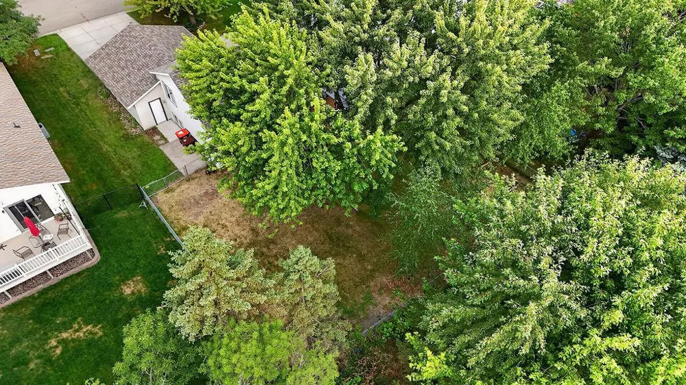 2635 Hydram Avenue Oakdale, MN 55128