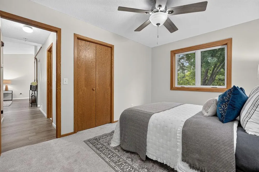 2635 Hydram Avenue Oakdale, MN 55128
