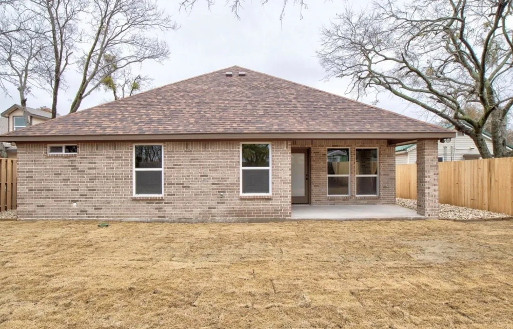 125 Las Vegas Trail White Settlement, TX 76108