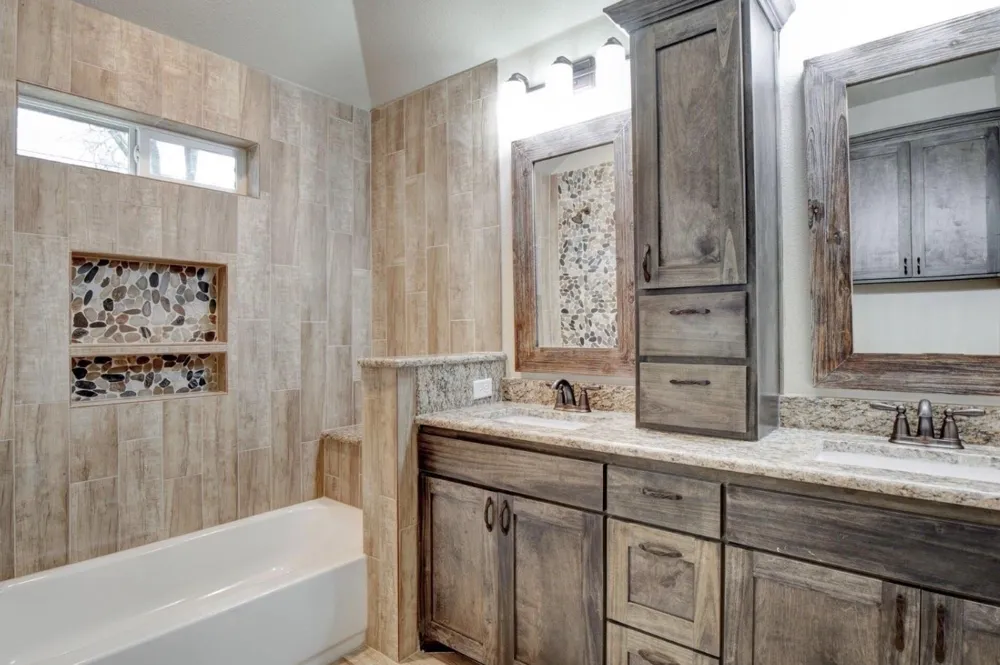 125 Las Vegas Trail White Settlement, TX 76108