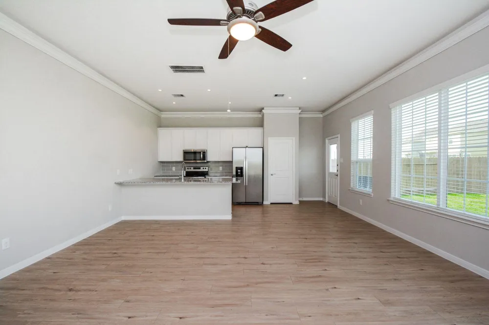 19310 Sparrow Trail Rosharon, TX 77583