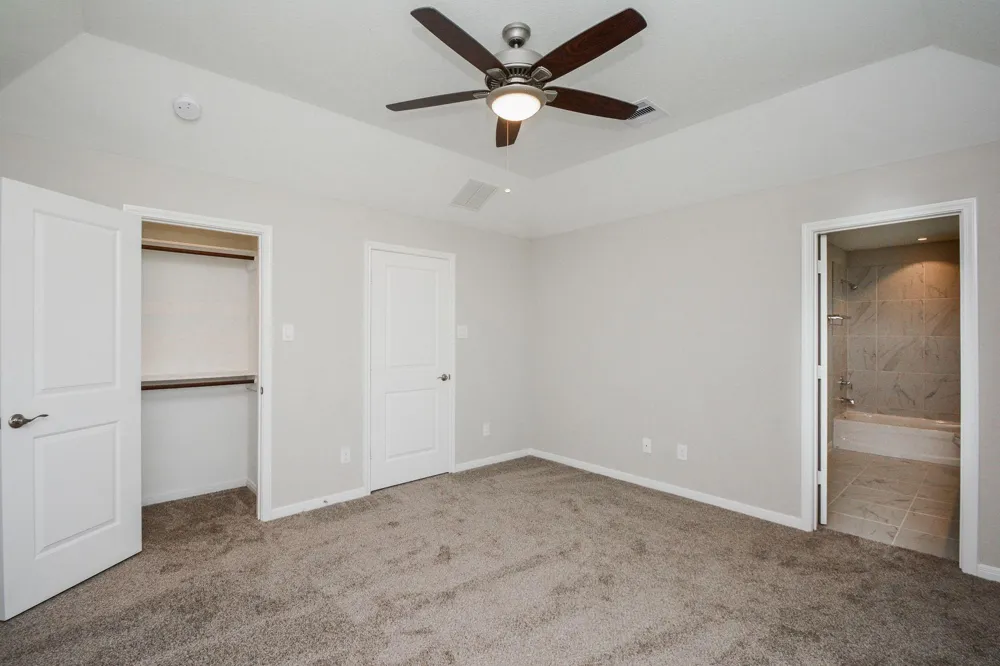 19310 Sparrow Trail Rosharon, TX 77583