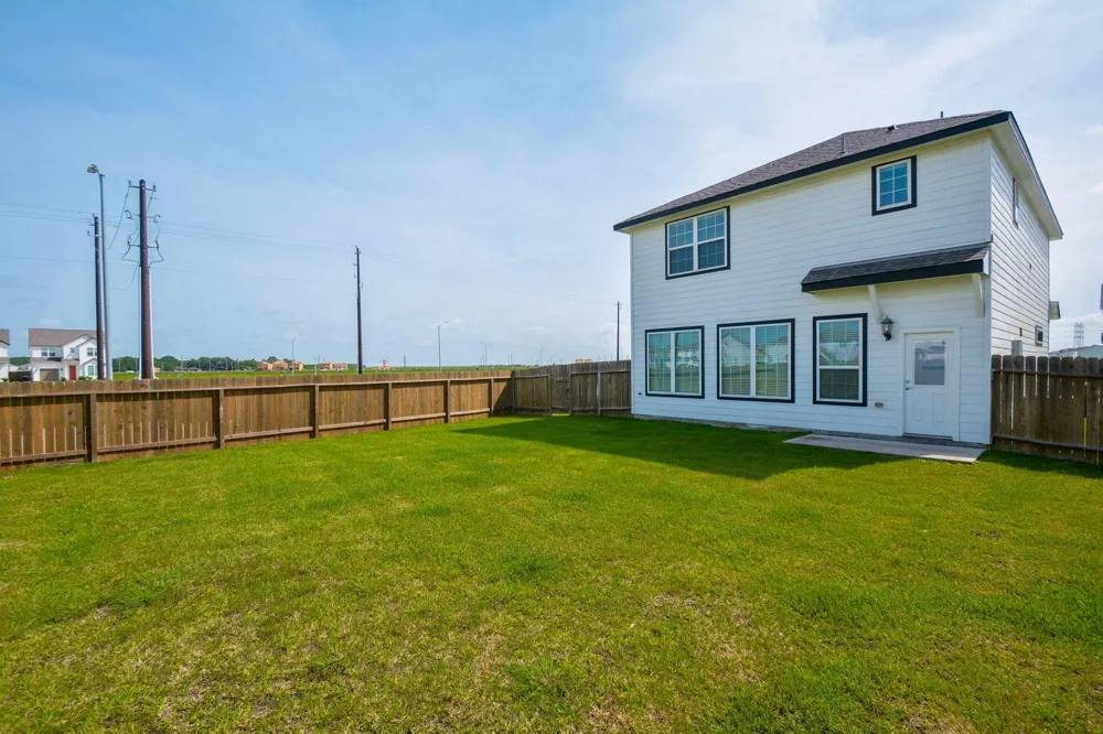 19310 Sparrow Trail Rosharon, TX 77583
