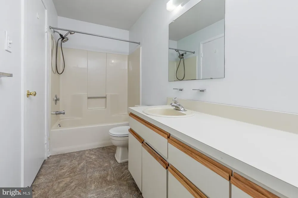 1309 ROBERTS WAY Voorhees, NJ 08043