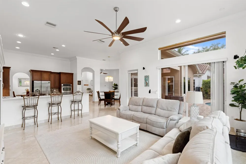 11241 Brandywine Lake Way Boynton Beach, FL 33473