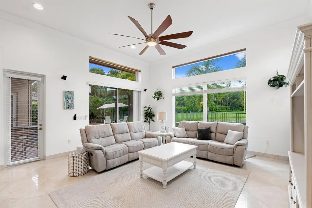 11241 Brandywine Lake Way Boynton Beach, FL 33473