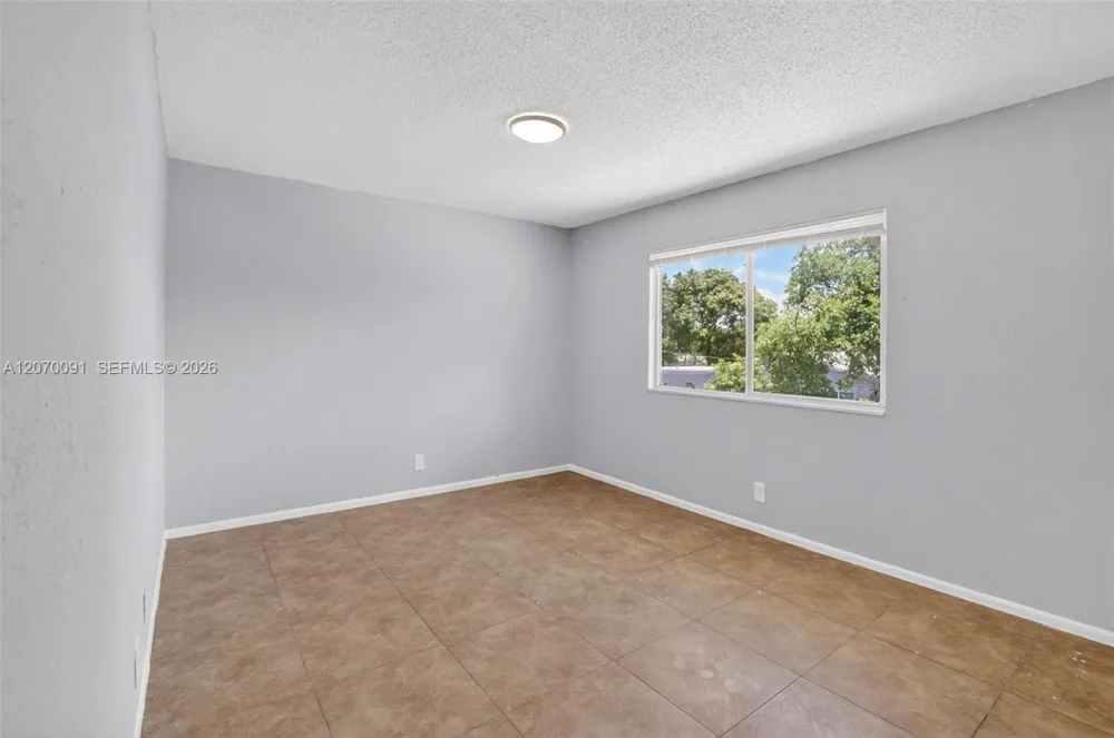 2201 Catherine Dr #3 Delray Beach, FL 33445