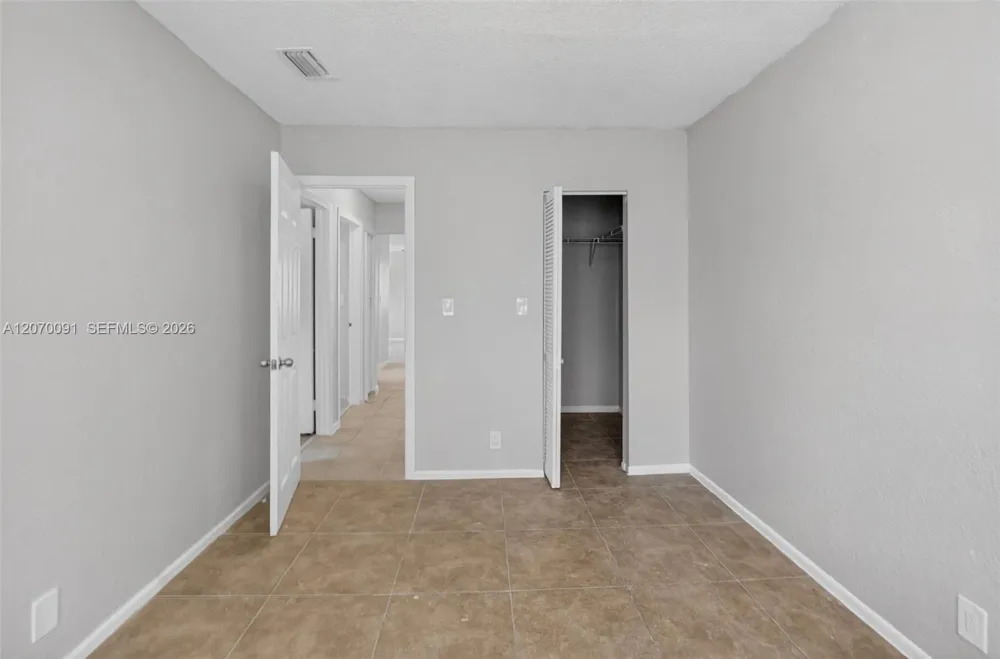 2201 Catherine Dr #3 Delray Beach, FL 33445