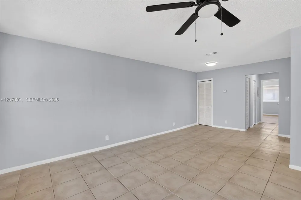 2201 Catherine Dr #3 Delray Beach, FL 33445
