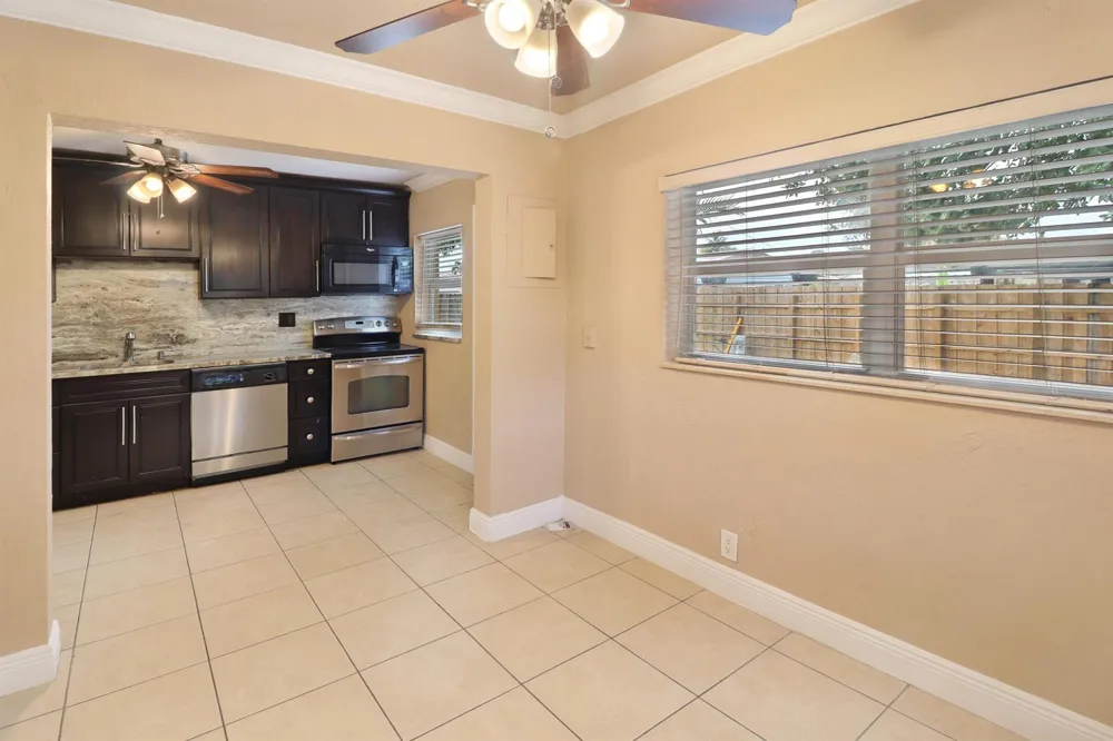 5249 NE 4TH TERRACE Oakland Park, FL 33334