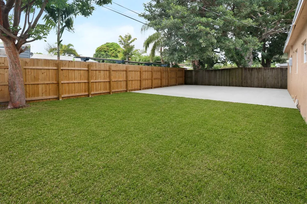 5249 NE 4TH TERRACE Oakland Park, FL 33334