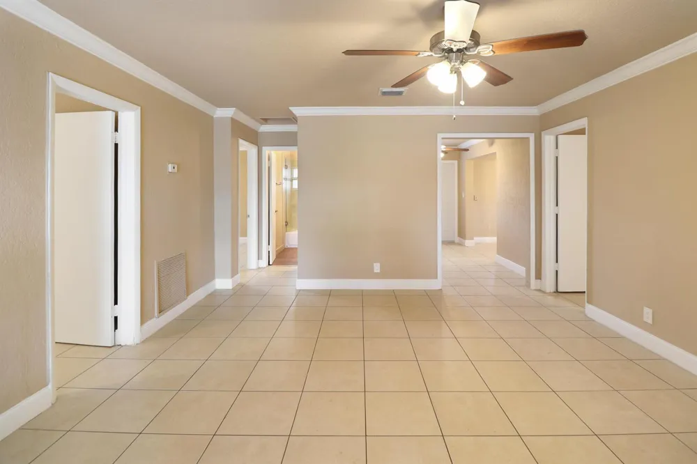 5249 NE 4TH TERRACE Oakland Park, FL 33334