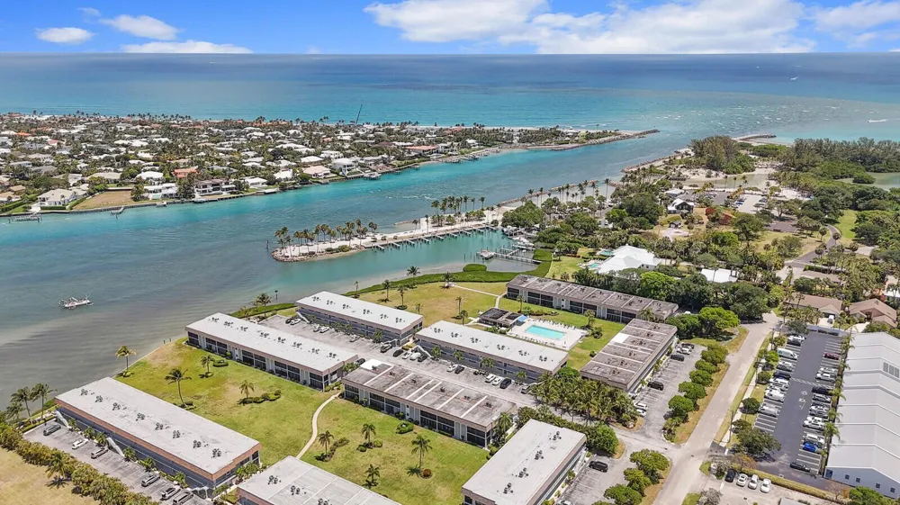 755 SATURN STREET #H207 Jupiter, FL 33477