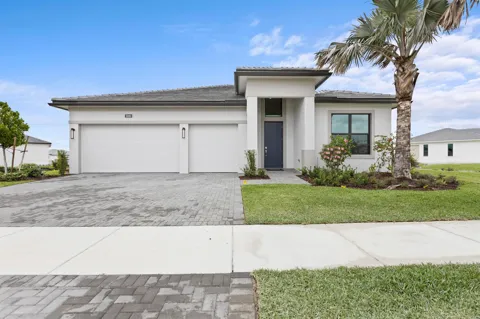 5080 Rivo Alto Circle