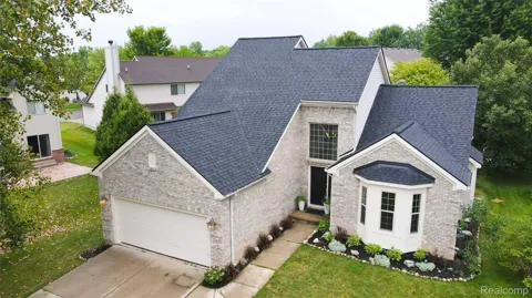 766 Pembroke Drive