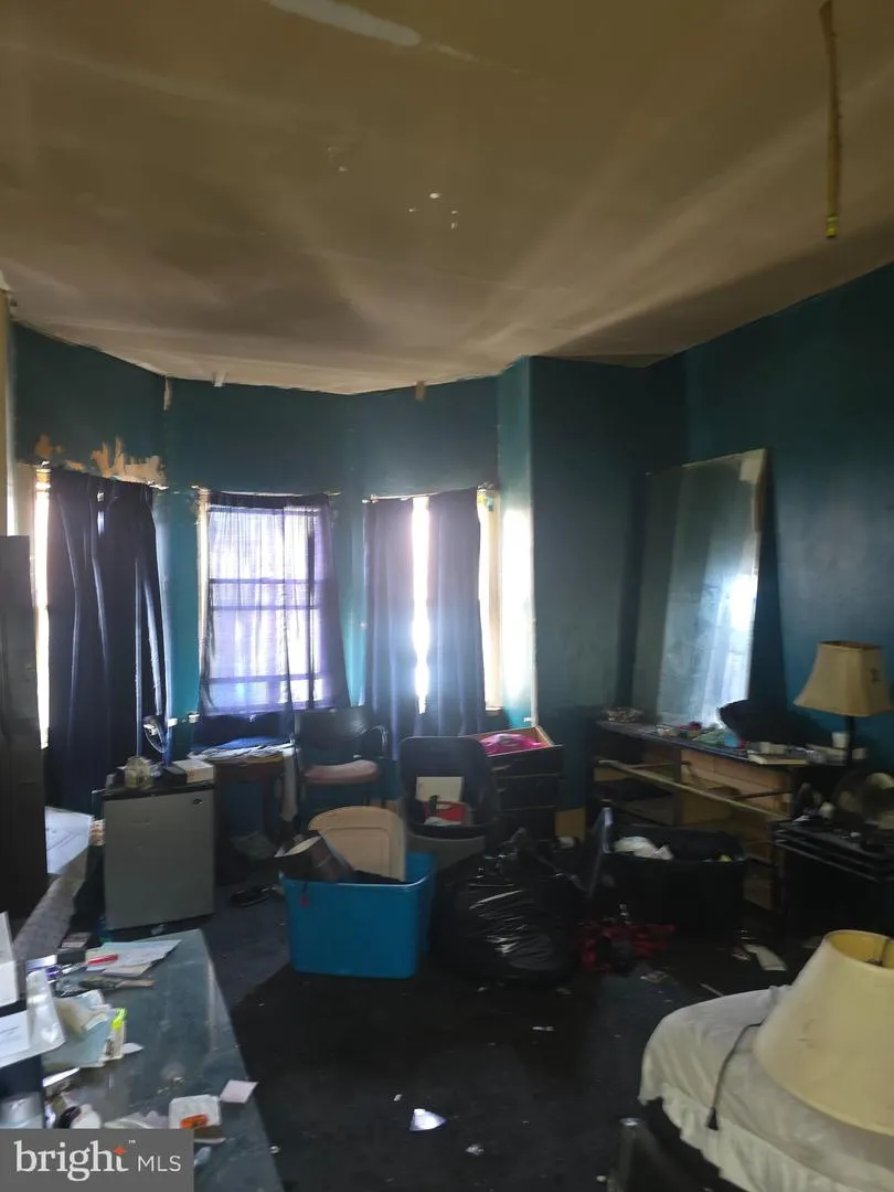 2929 12TH STREET Philadelphia, PA 19133