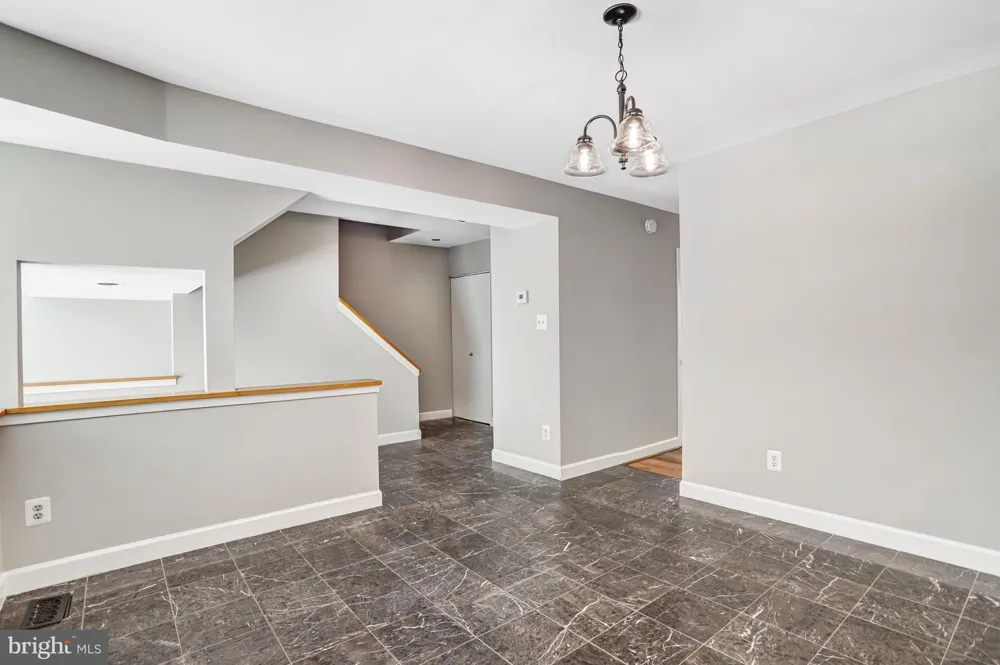 1953 LAKEPORT WAY Reston, VA 20191
