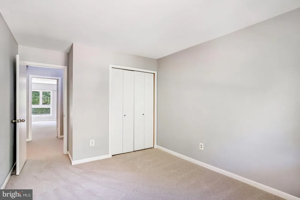 1953 LAKEPORT WAY Reston, VA 20191