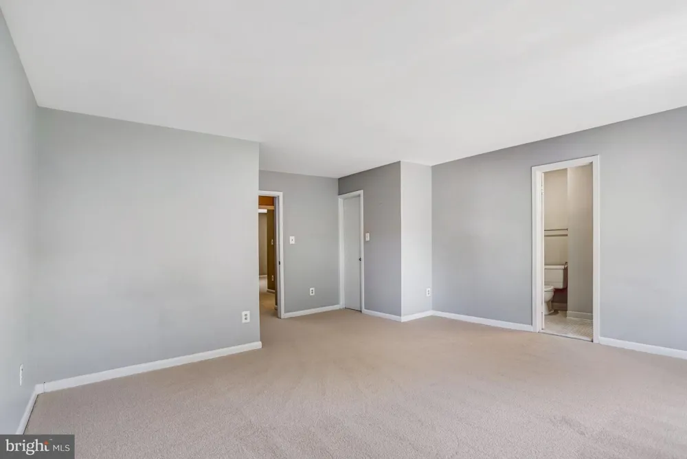 1953 LAKEPORT WAY Reston, VA 20191