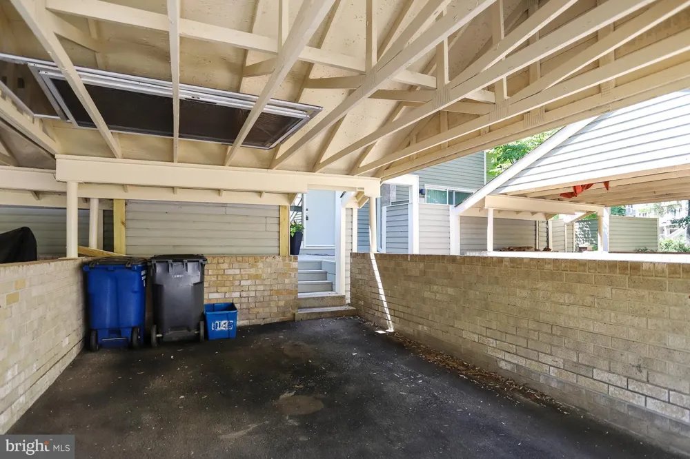 1953 LAKEPORT WAY Reston, VA 20191