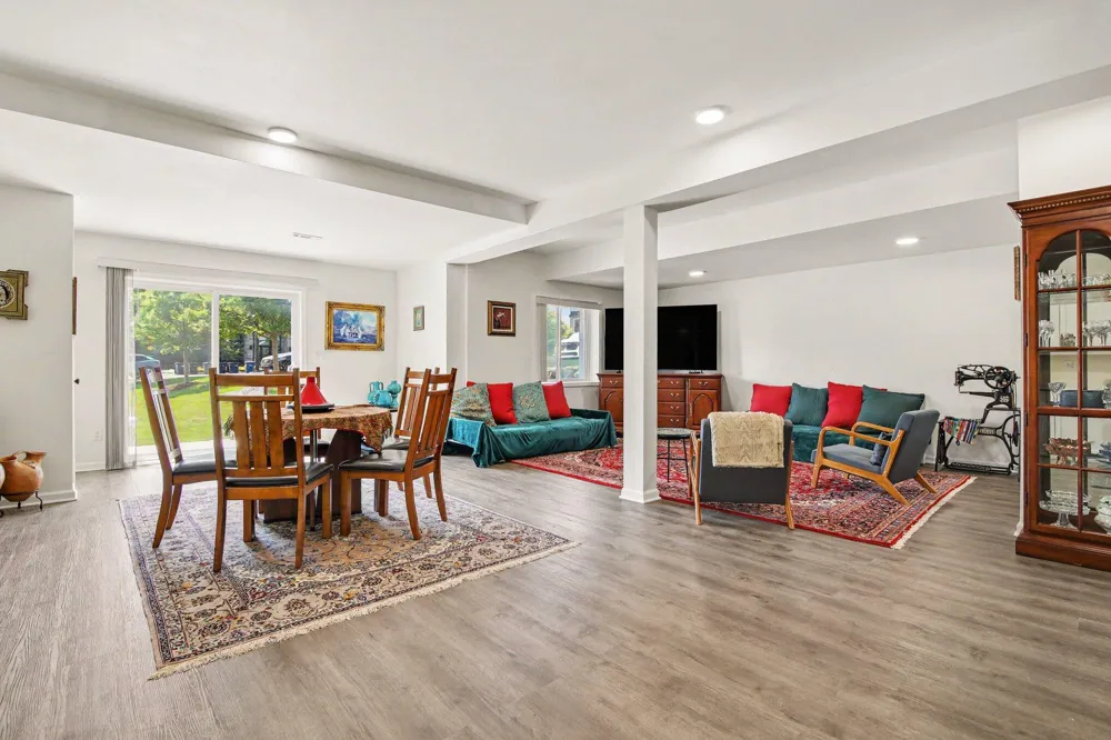 3239 Brackley Drive Ann Arbor, MI 48105