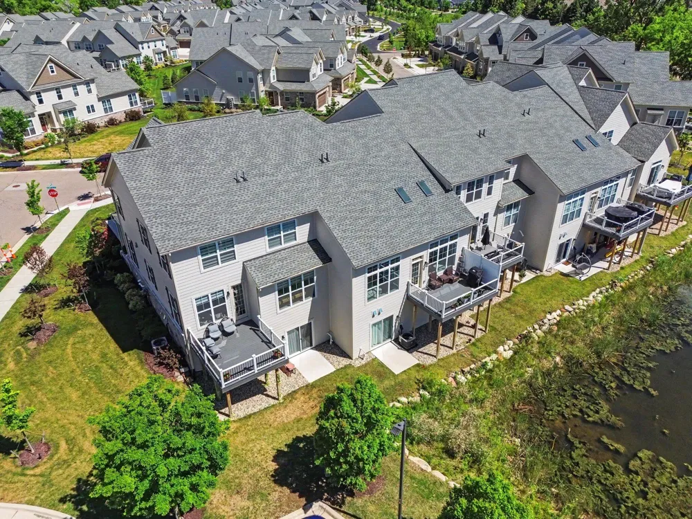 3239 Brackley Drive Ann Arbor, MI 48105