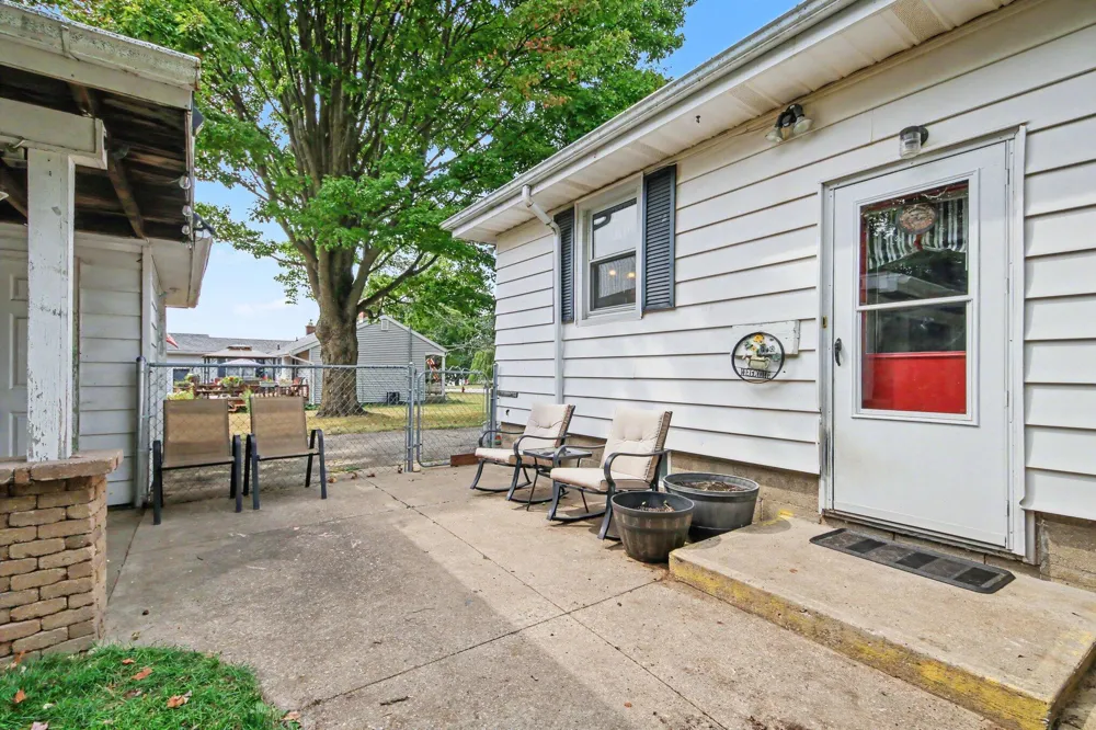 222 Woodrow Street Fremont, MI 49412