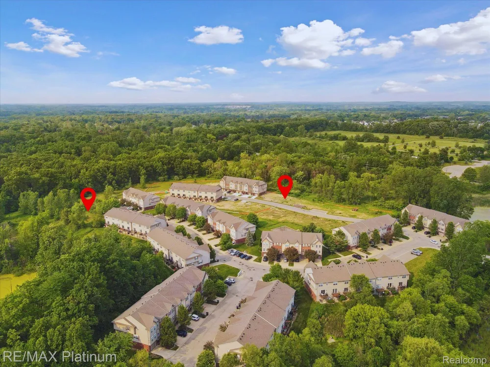 1665 Pinecroft Lane Howell Township, MI 48855
